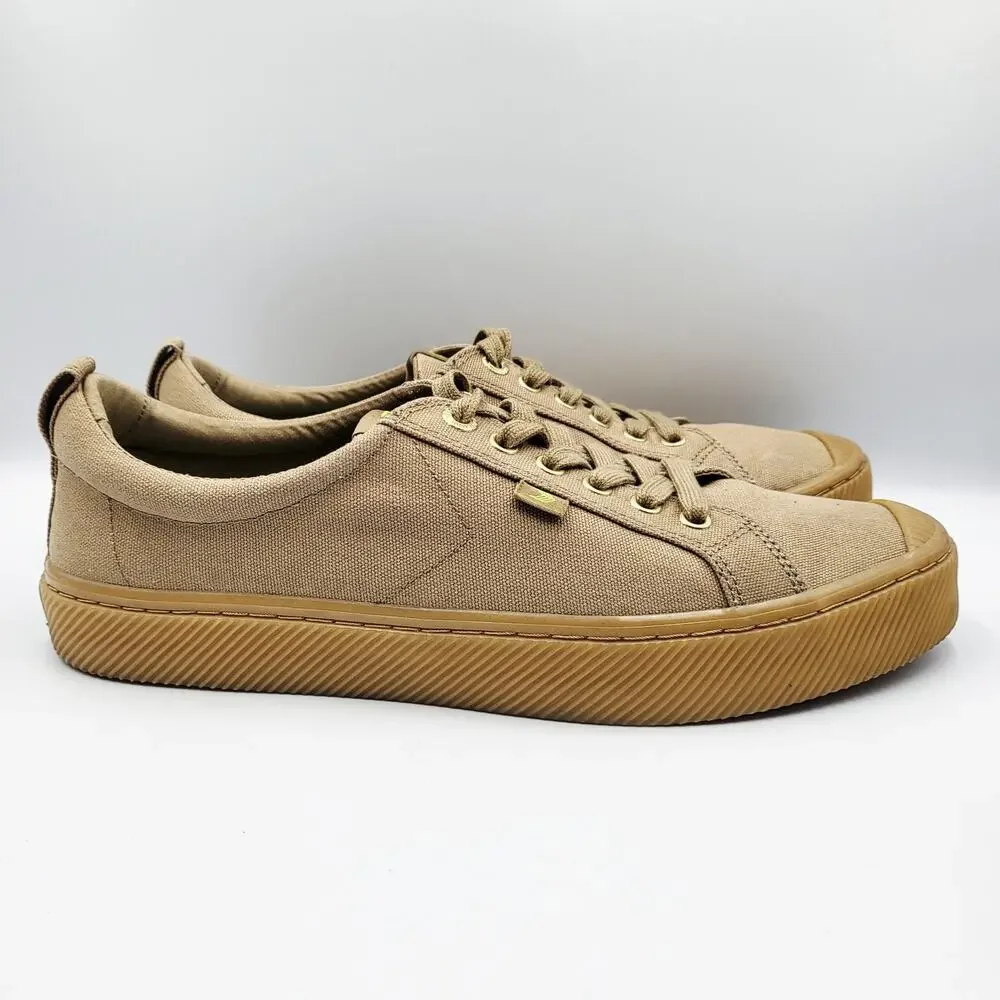 Cariuma Sand Gum Canvas Organic Low-Top Lace-Up Sneakers Men's 10.5 Women's 12